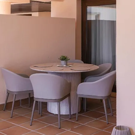 Luxury Urban Oasis With Sea View Apartman *