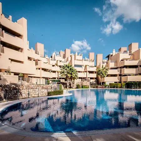 Luxury Urban Oasis With Sea View * Estepona